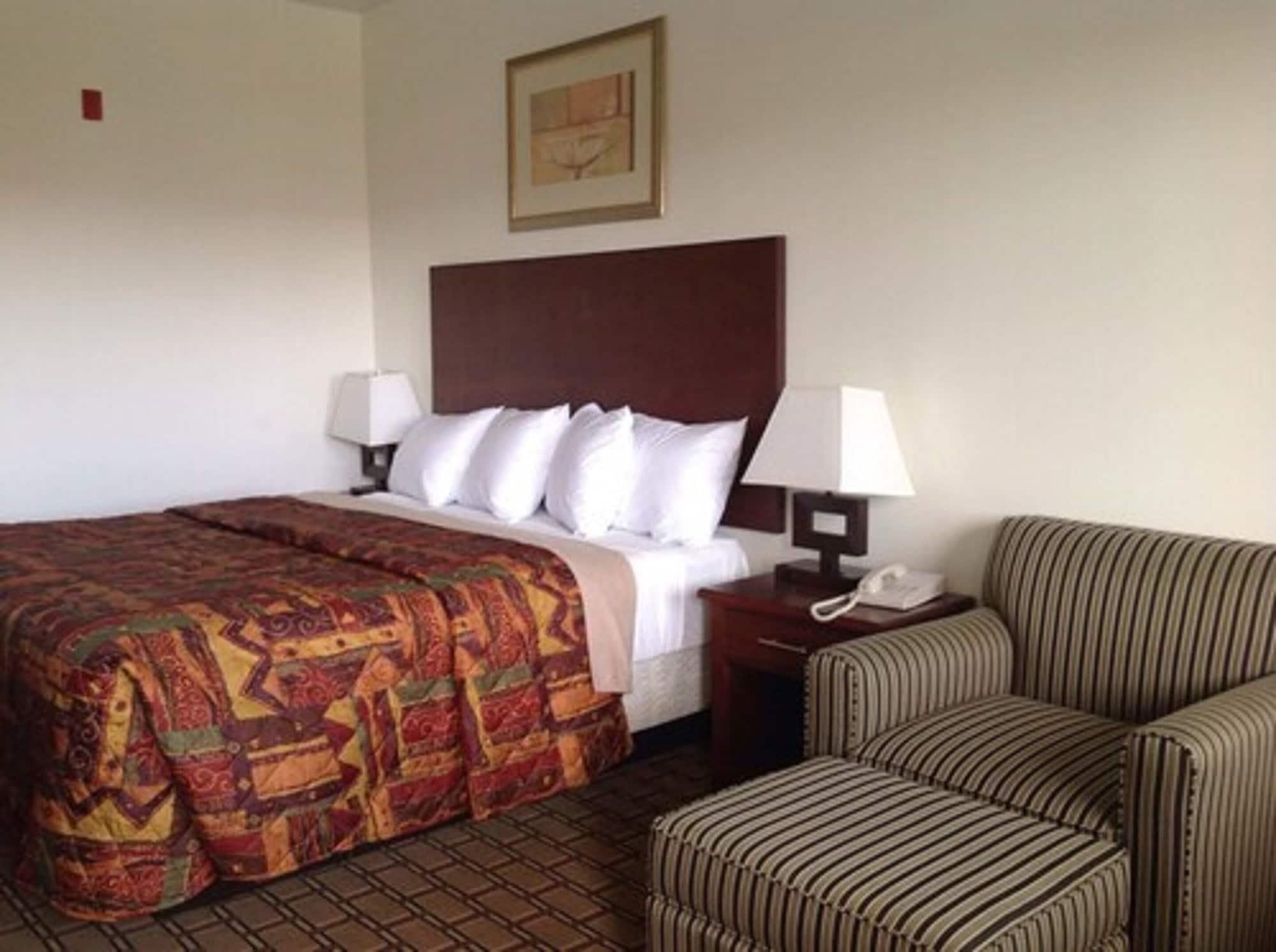 Baymont By Wyndham Ridgecrest Motel Eksteriør billede