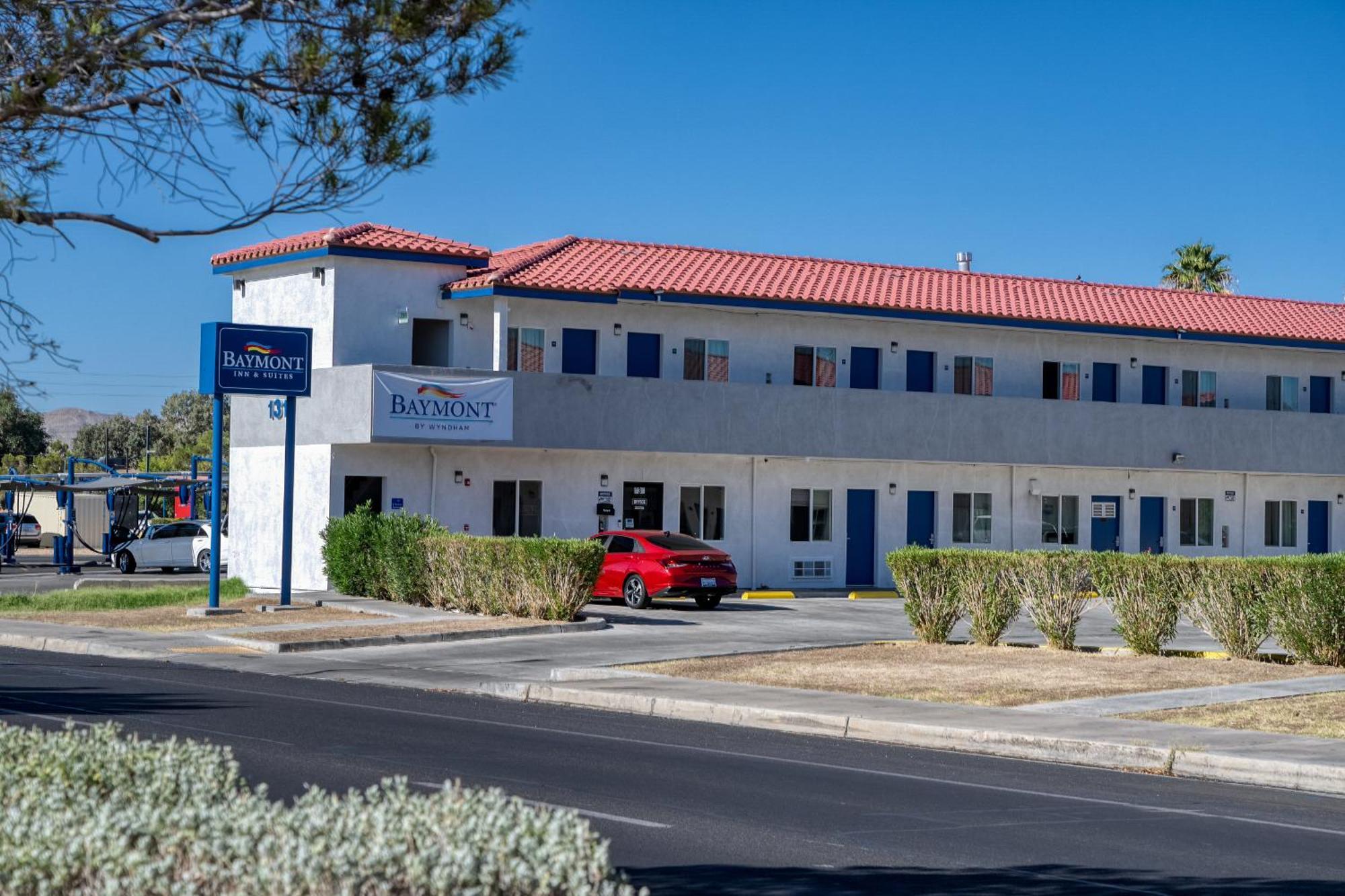 Baymont By Wyndham Ridgecrest Motel Eksteriør billede